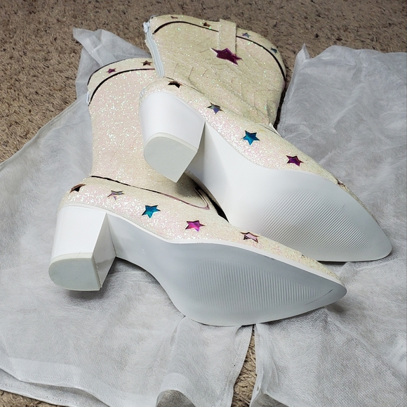 SOLD* YRU Space Cowgirl Glitter Boots - Picture 4 of 11